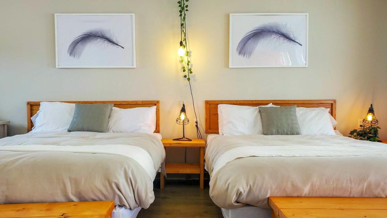 Lofts Fleuve Et Montagnes Motel Sainte-Anne-de-Beaupre Ngoại thất bức ảnh