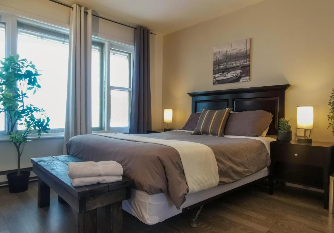 Lofts Fleuve Et Montagnes Motel Sainte-Anne-de-Beaupre Ngoại thất bức ảnh