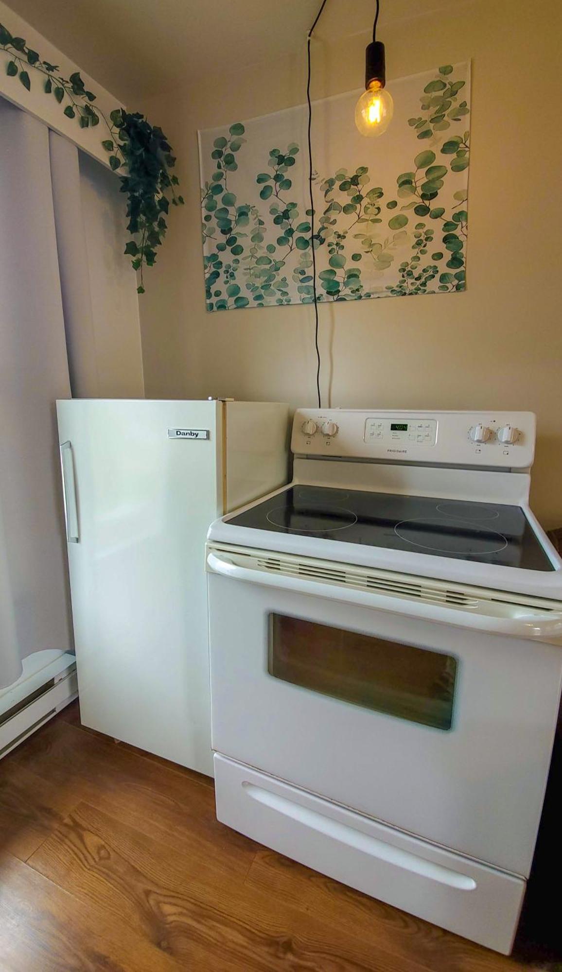 Lofts Fleuve Et Montagnes Motel Sainte-Anne-de-Beaupre Ngoại thất bức ảnh