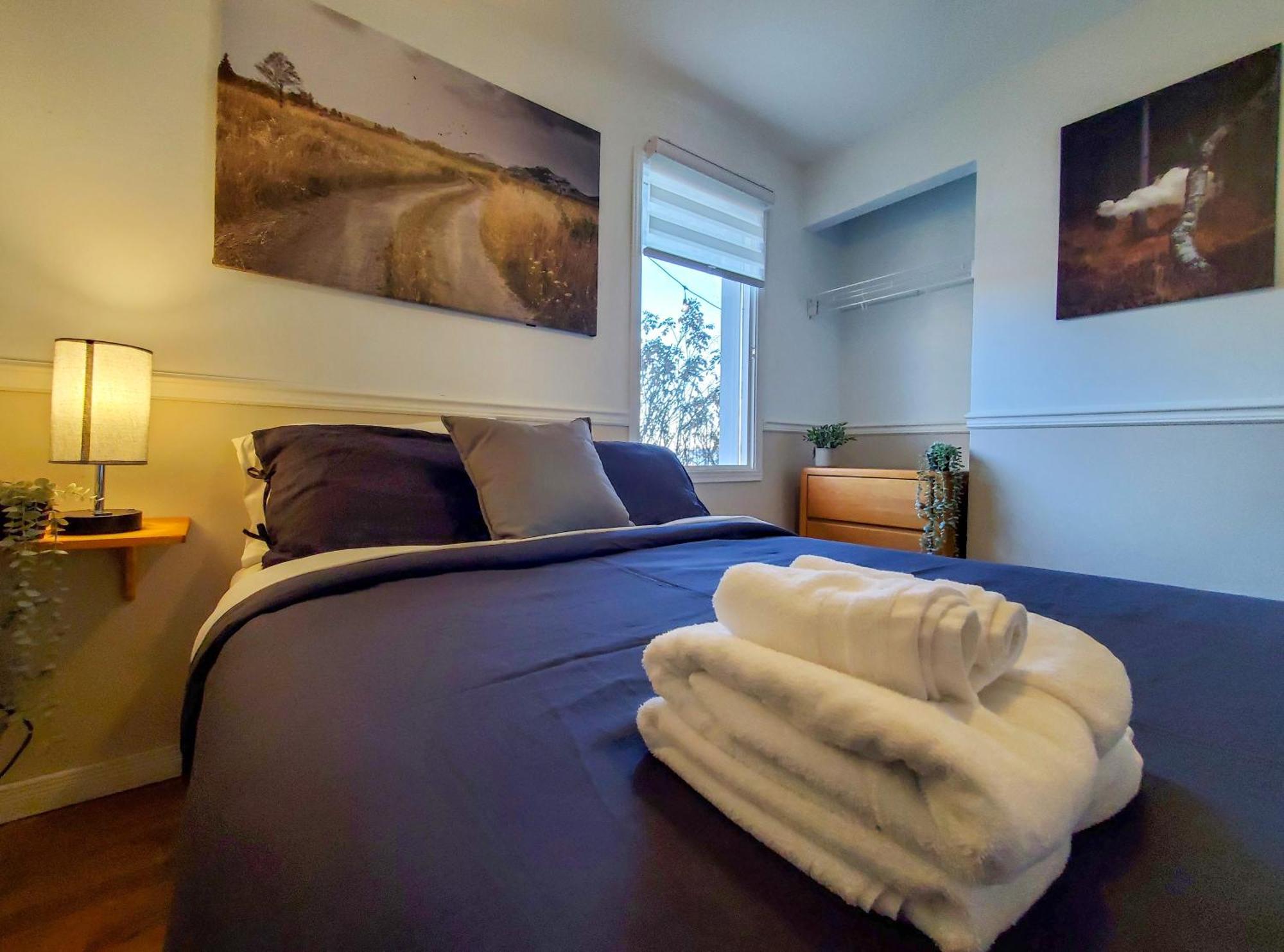 Lofts Fleuve Et Montagnes Motel Sainte-Anne-de-Beaupre Ngoại thất bức ảnh