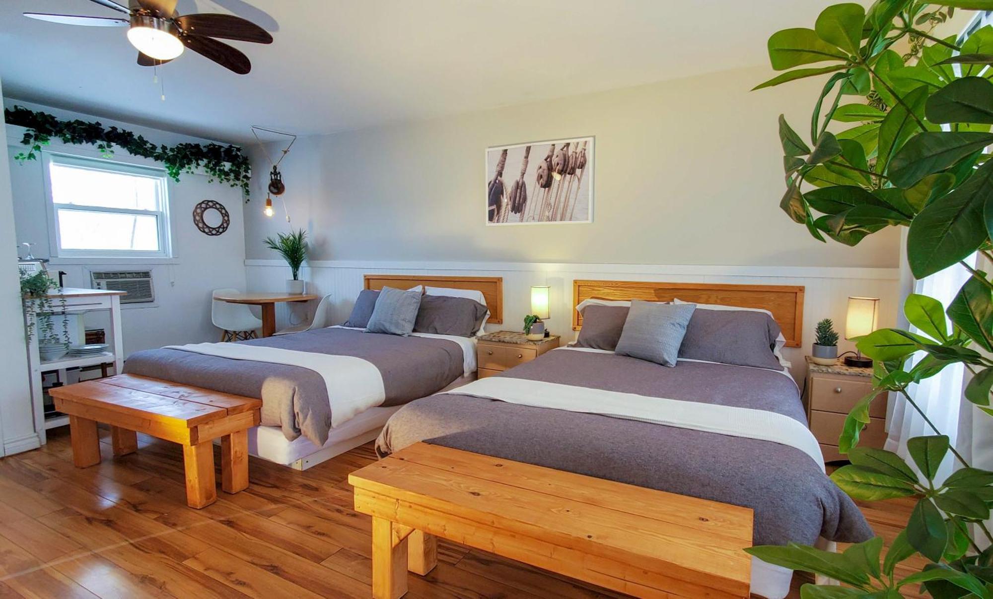 Lofts Fleuve Et Montagnes Motel Sainte-Anne-de-Beaupre Ngoại thất bức ảnh